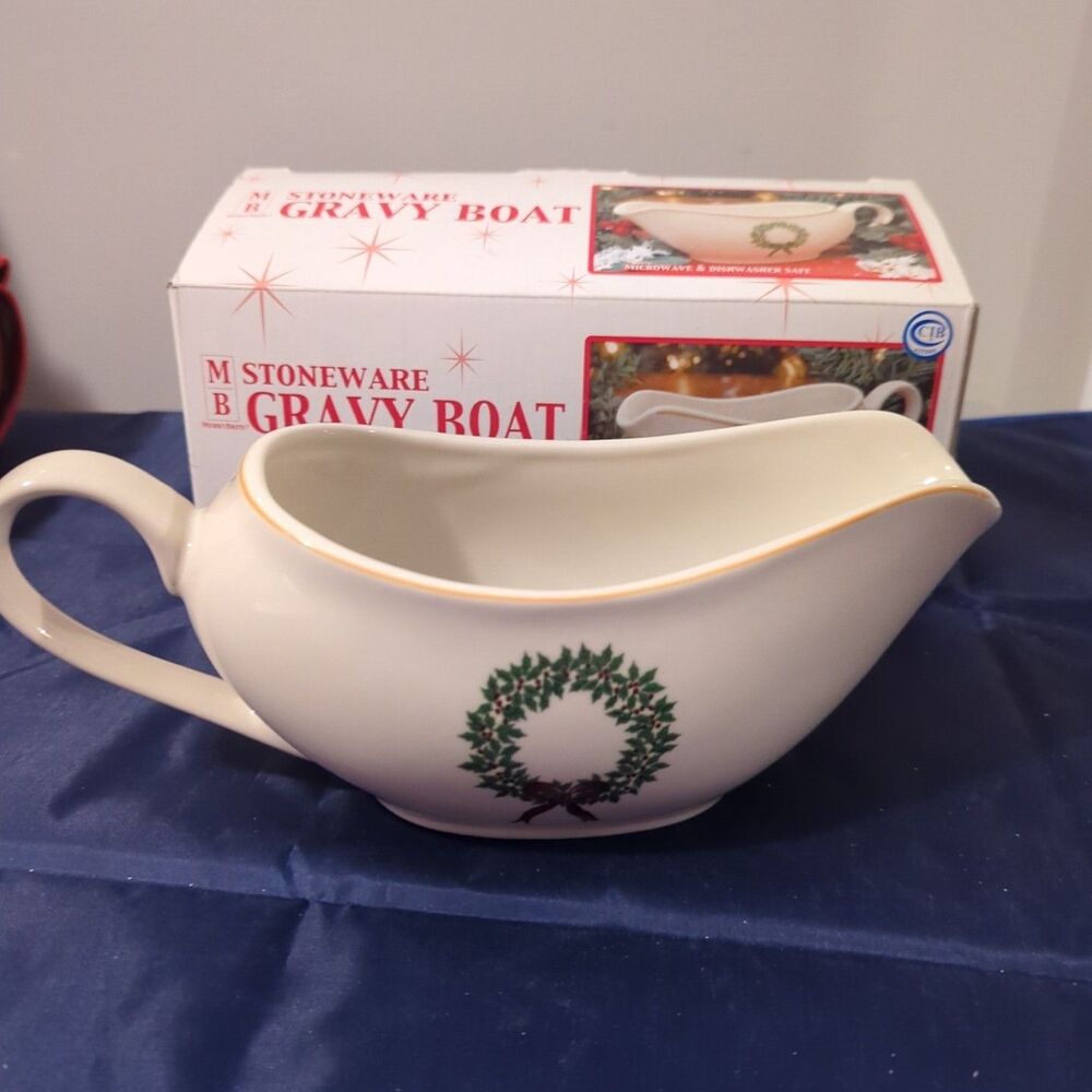 Merry Brite 2003 Holiday Home White Cream Stoneware Gravy Boat Christmas Wreath